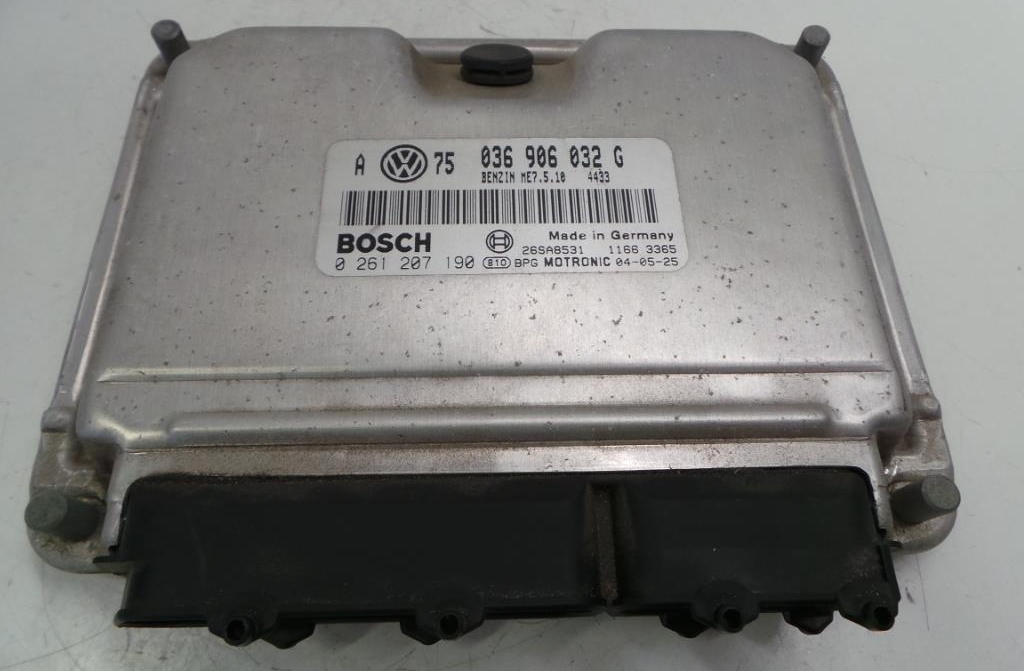 VW Golf 4 Variant Bj.05 Motorsteuerger&auml;t 0369060326 Bosch 0261207190